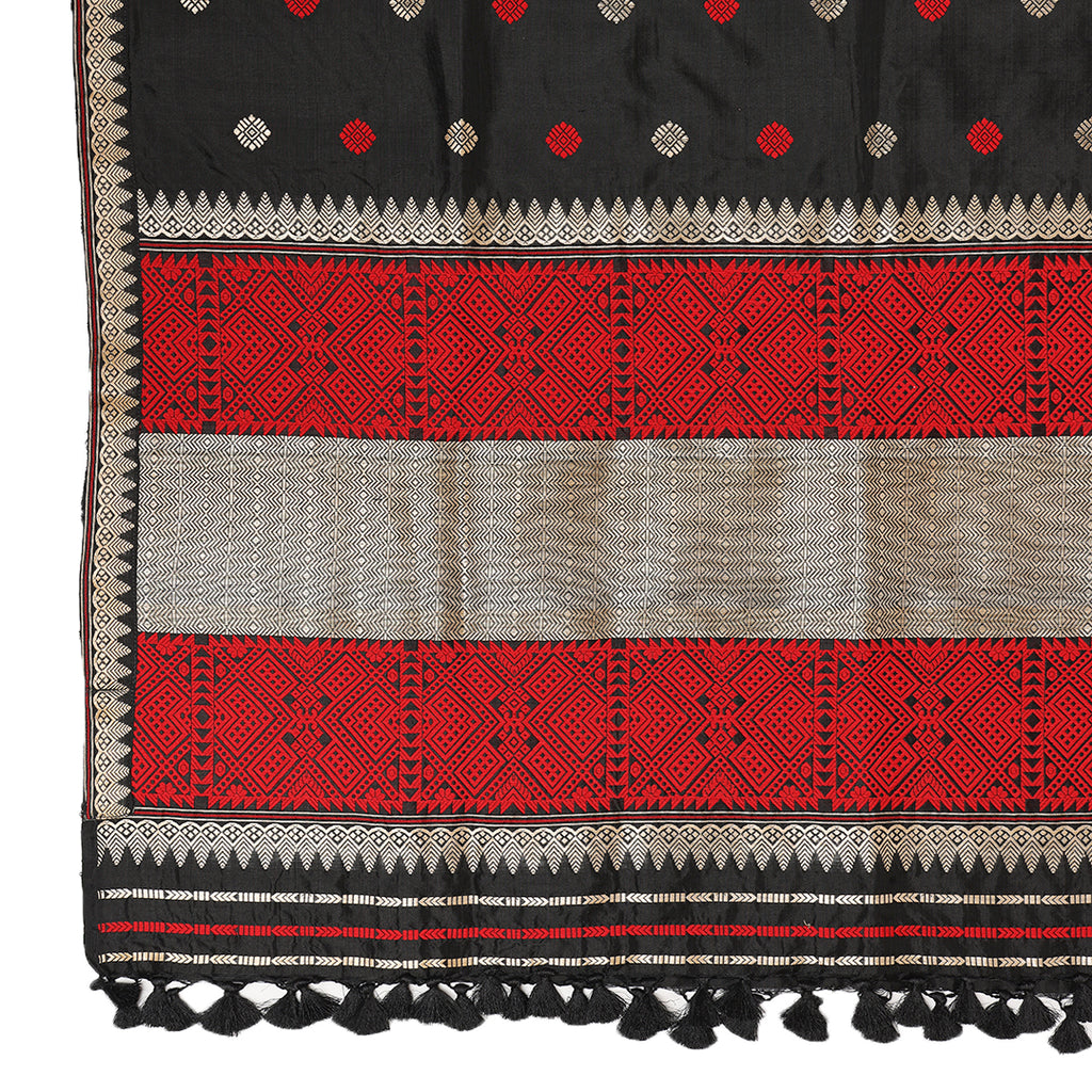 Red and Black paat mekhela sador
