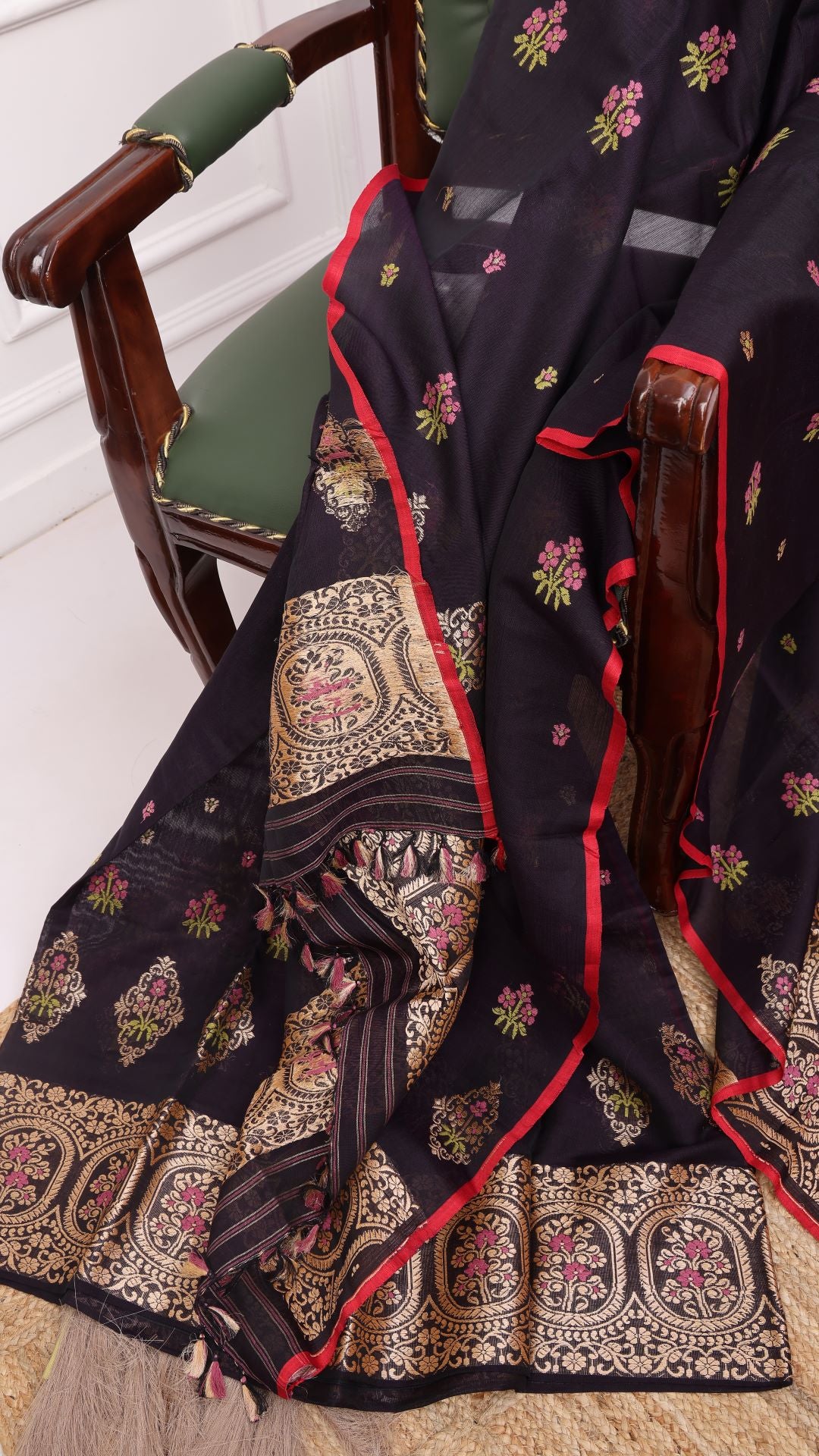 Burgundy paan phul silk mekhela sador