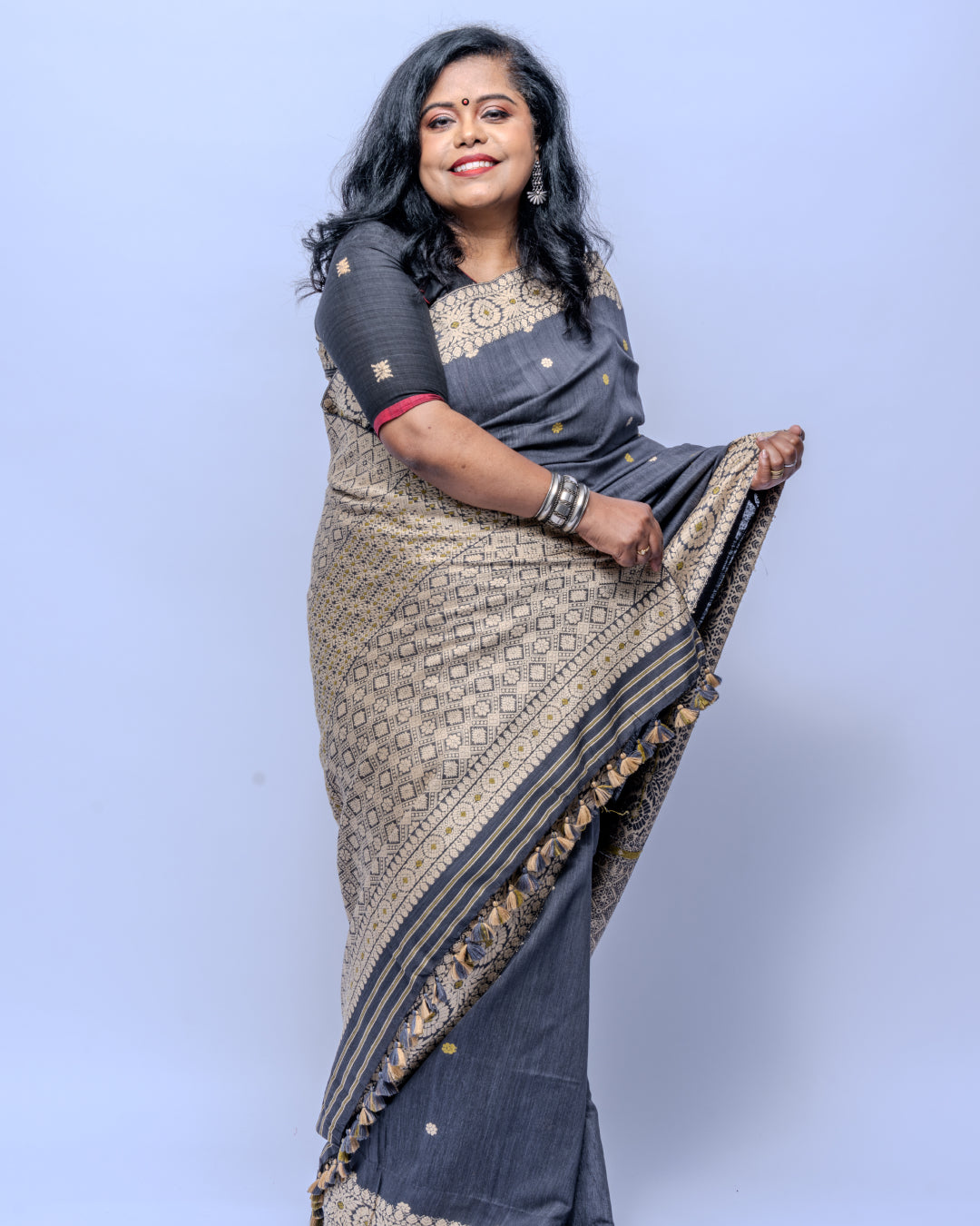 Hazrat onyx grey Eri Nuni silk saree
