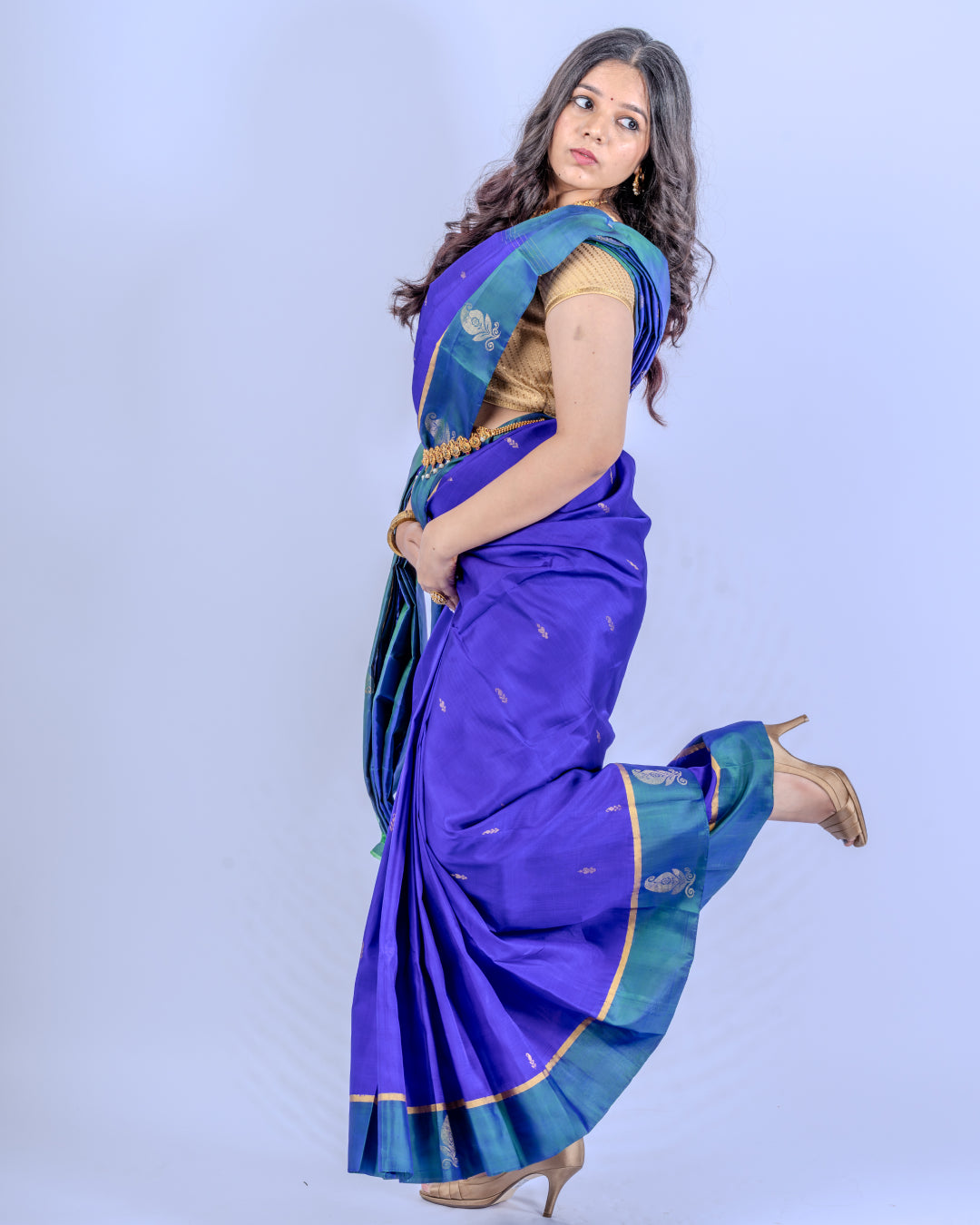 Royal blue woven Kanjeevaram saree