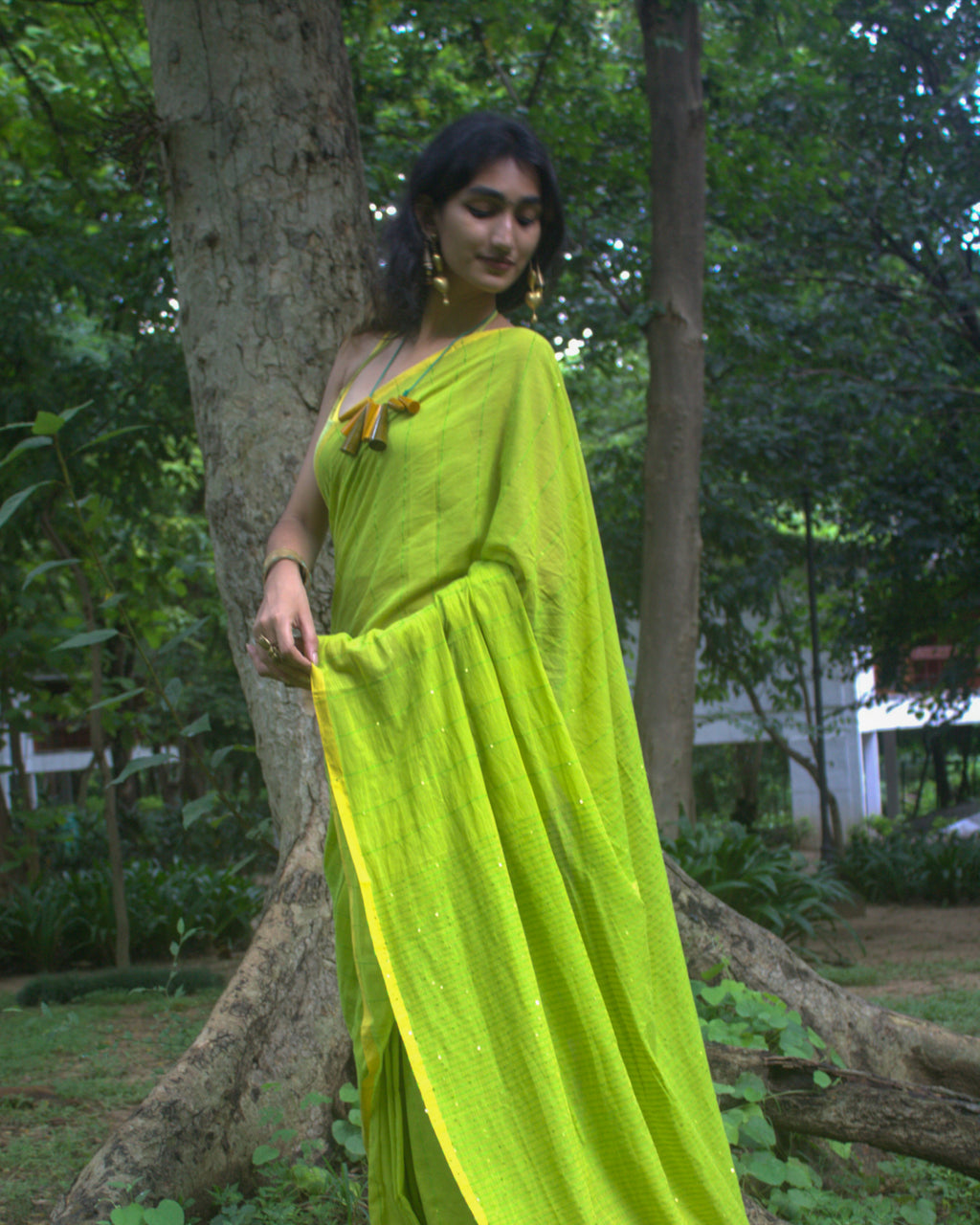 Anandi jikmik yellow green Mul cotton saree