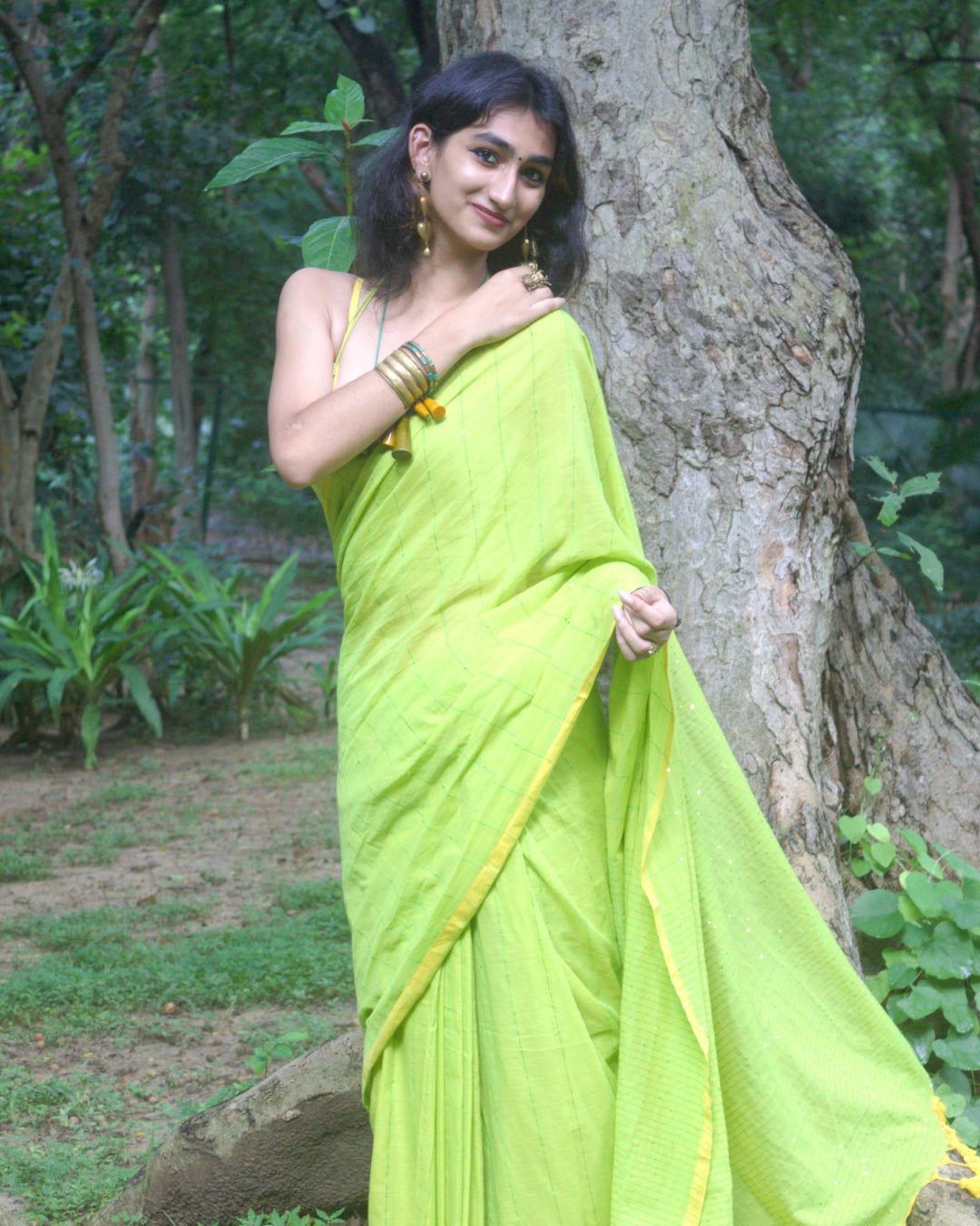 Anandi jikmik yellow green Mul cotton saree