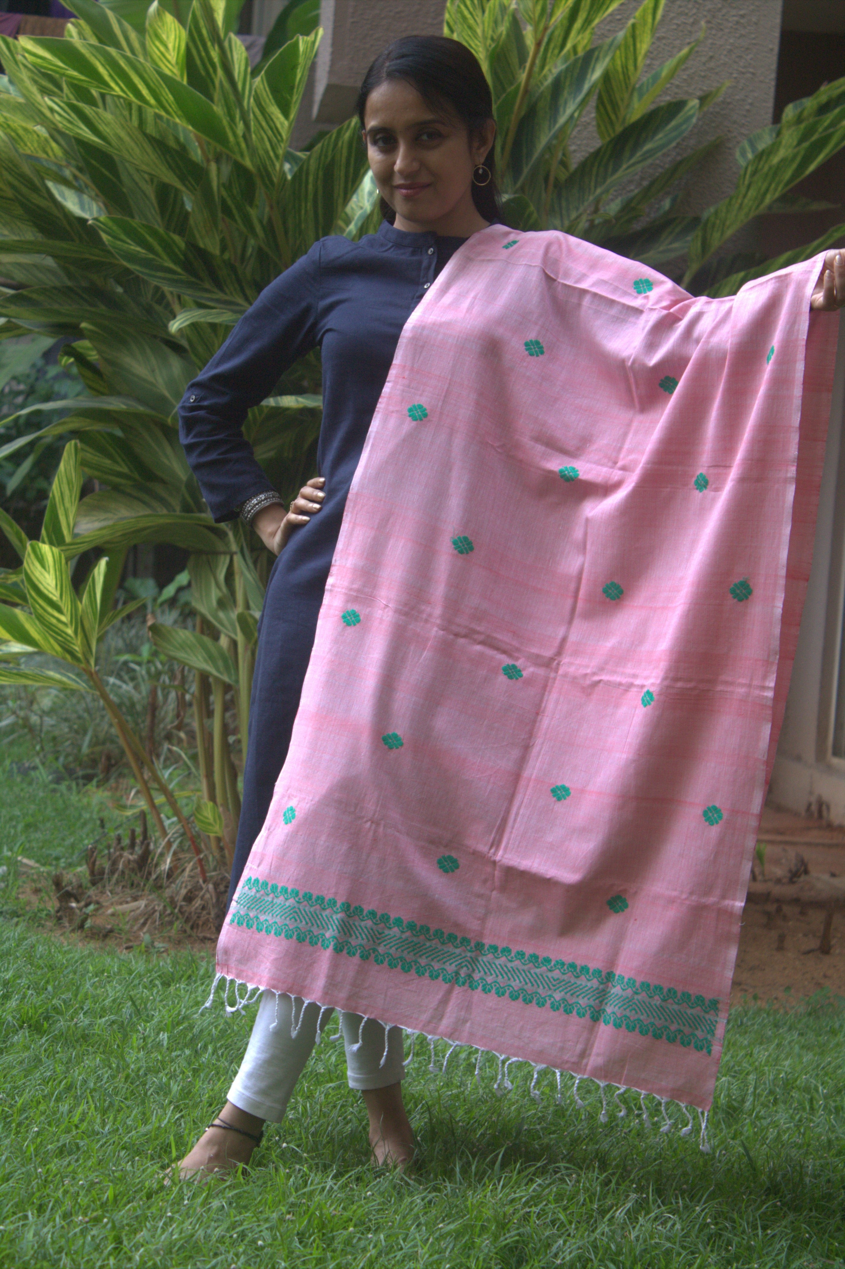 Pink cotton stole