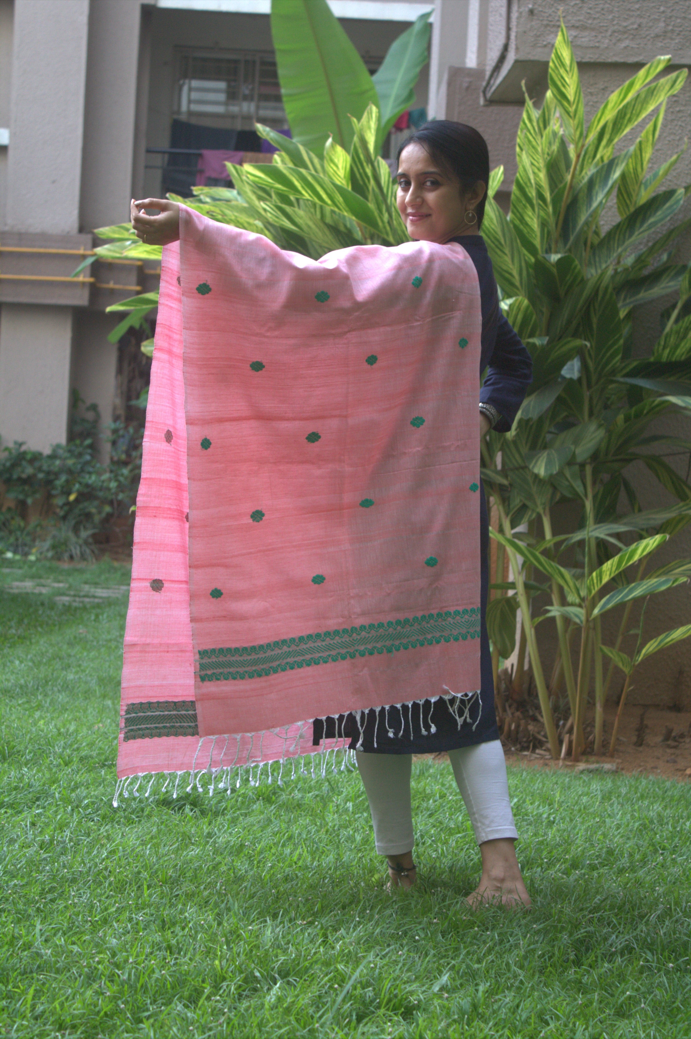 Pink cotton stole