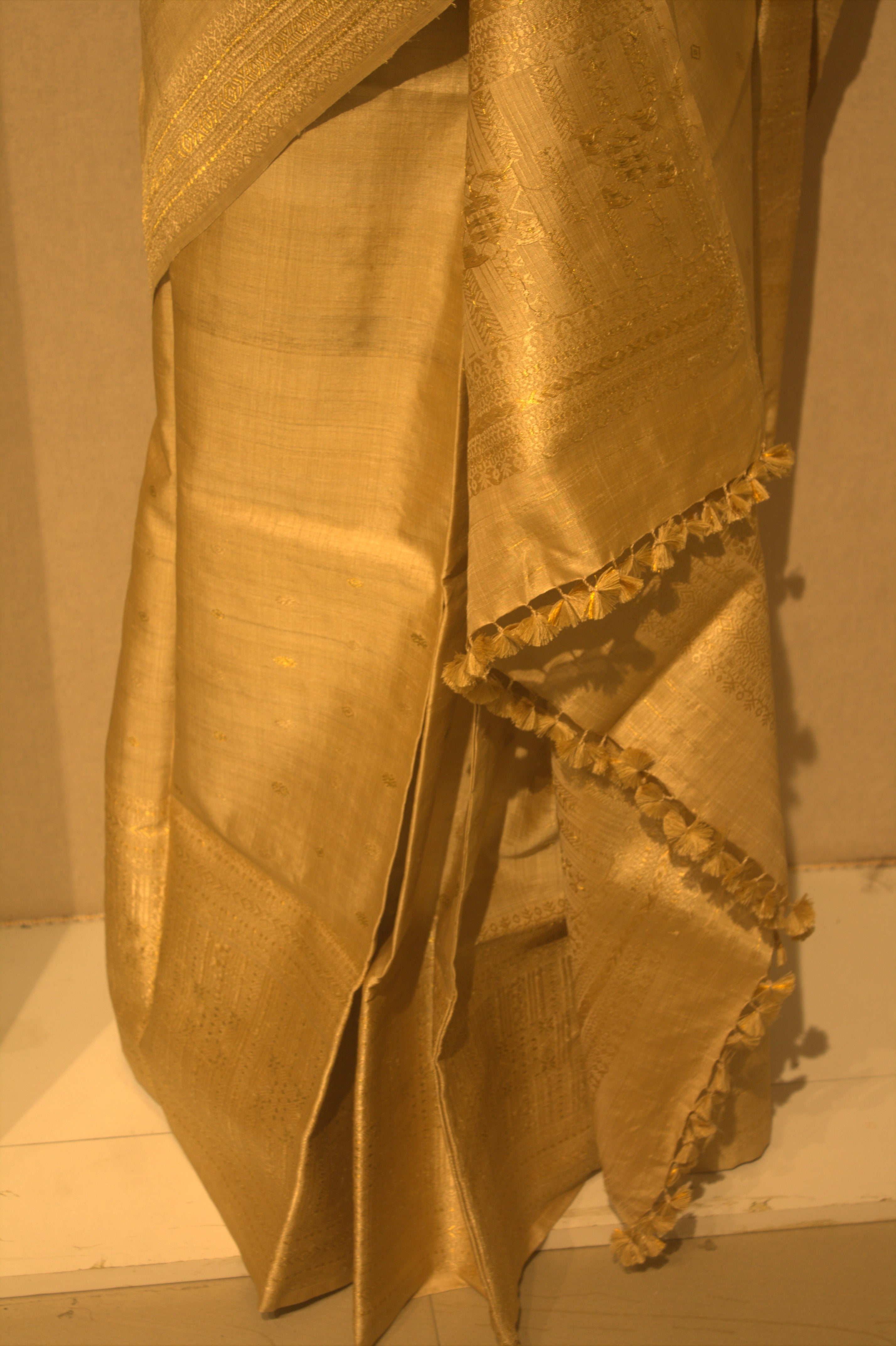 Pushpa Muga Mekhela sador