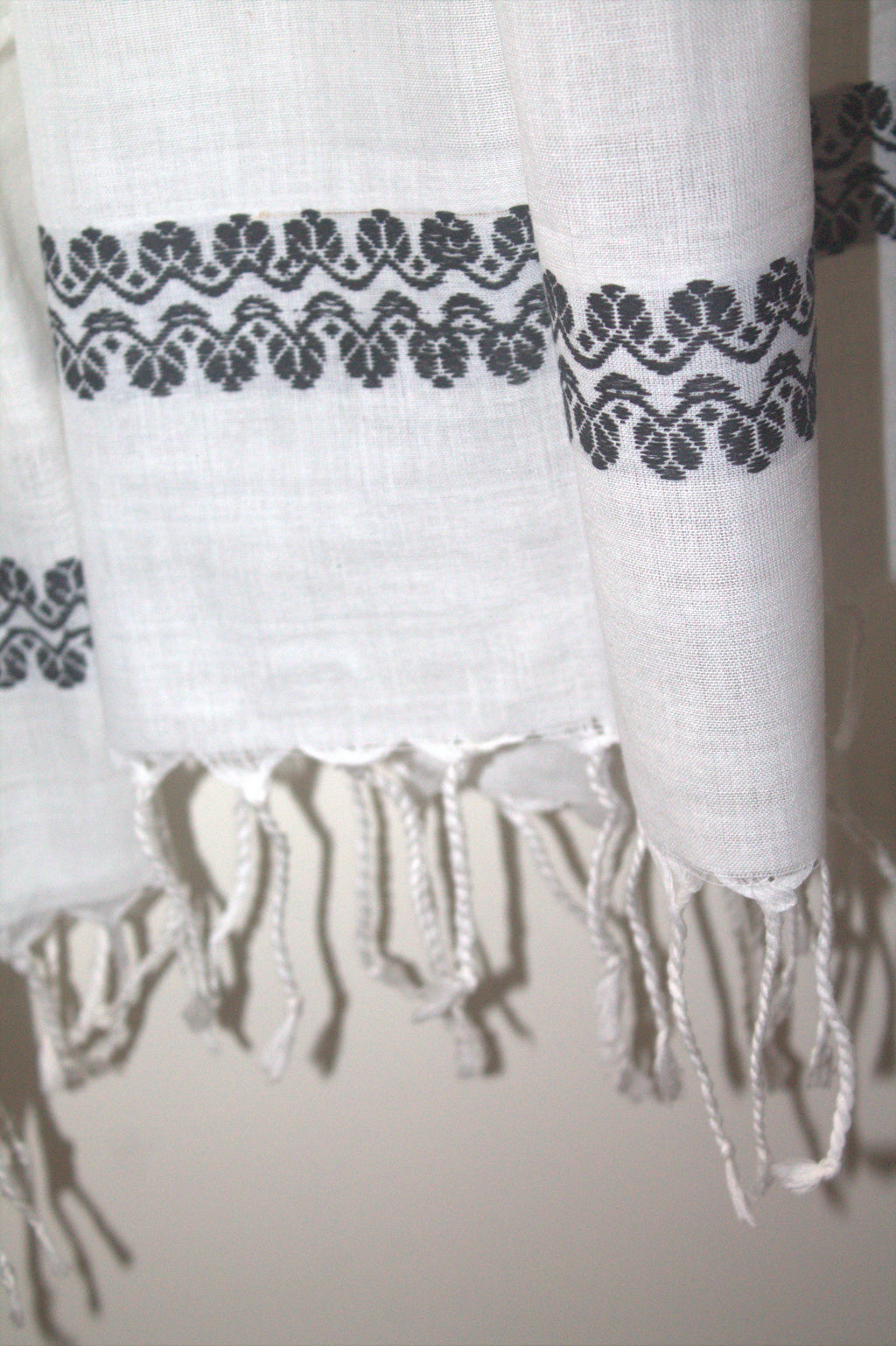 White cotton stole with yellow and green motifs