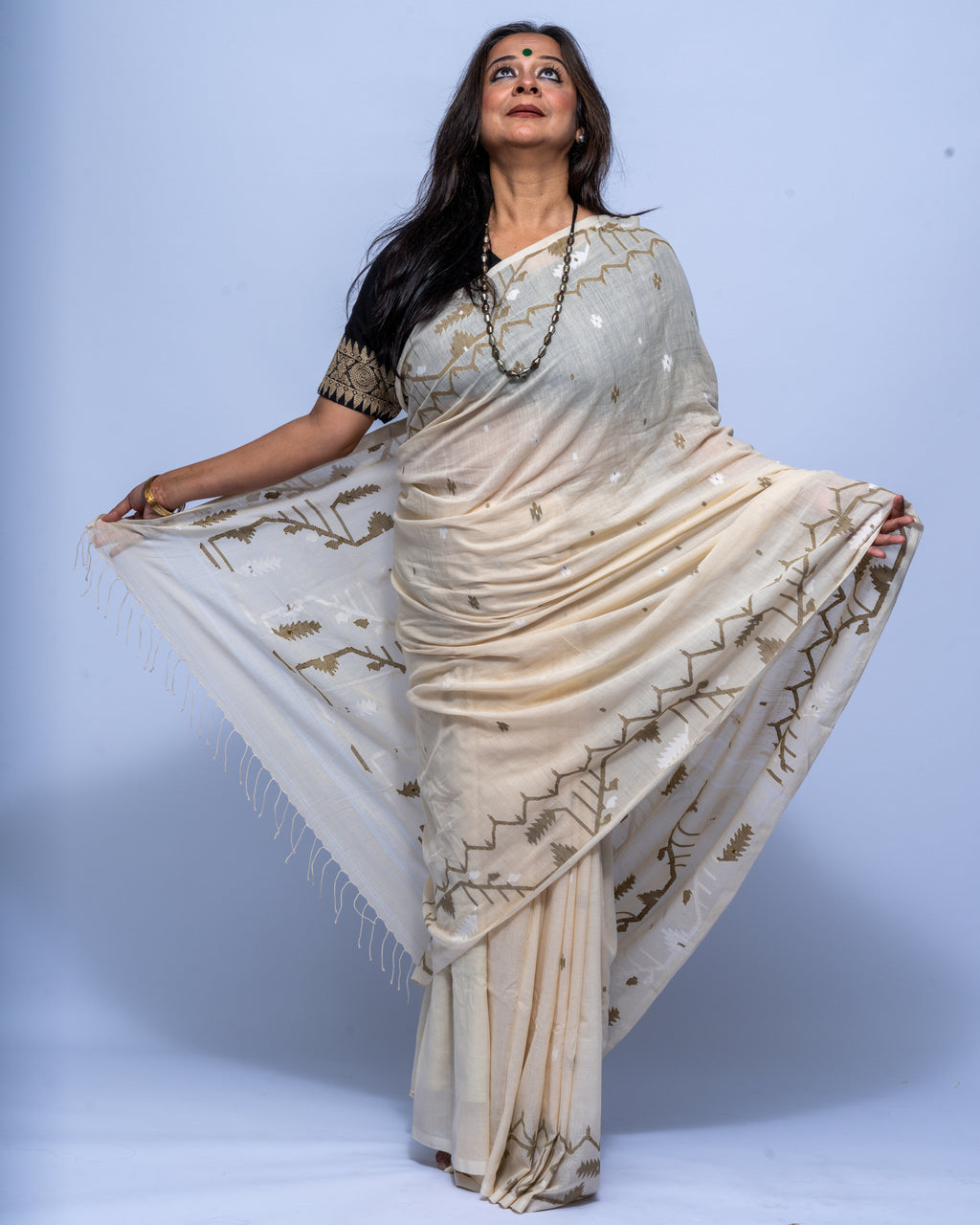 Ivory Jamdani Saree
