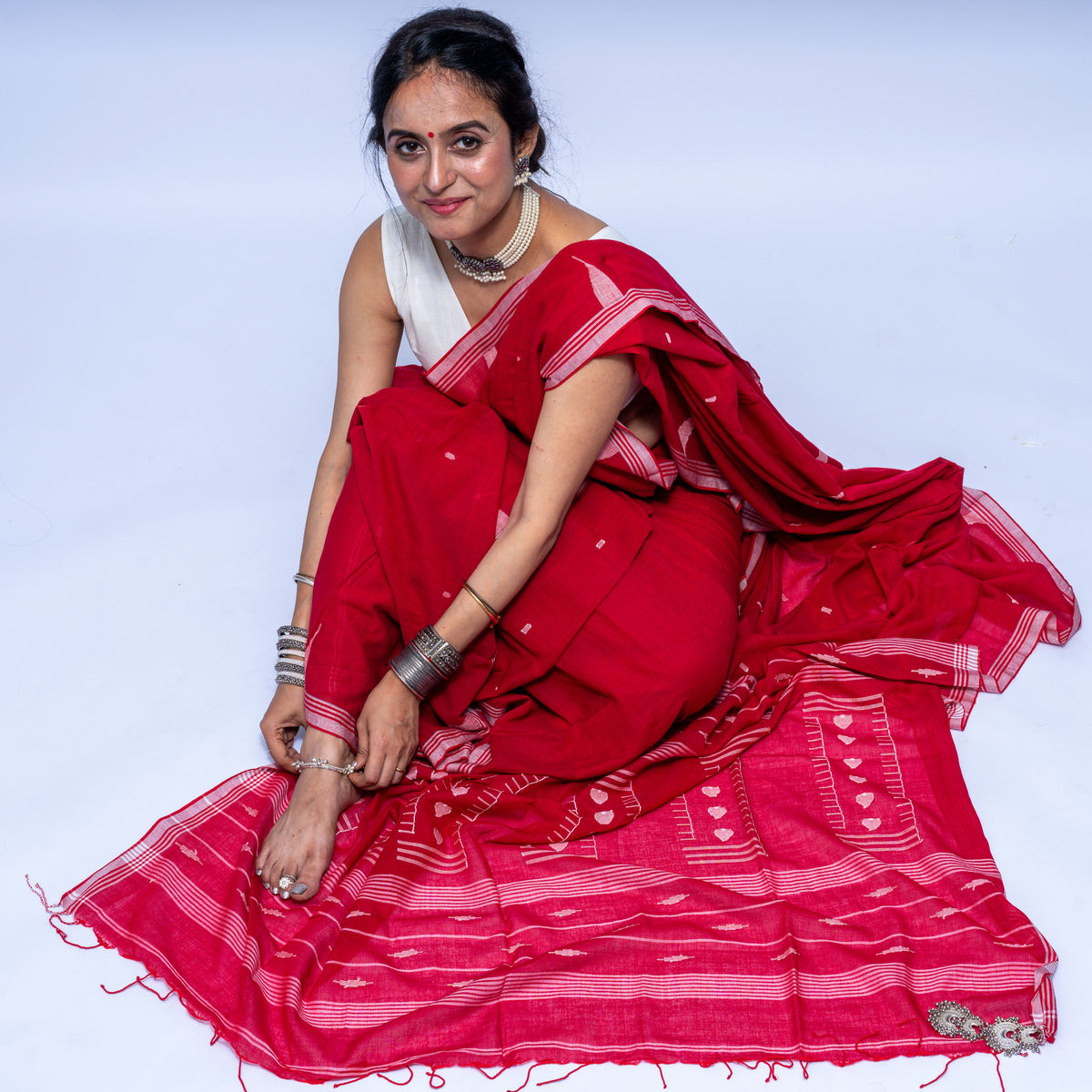 Crimson red Jamdani saree