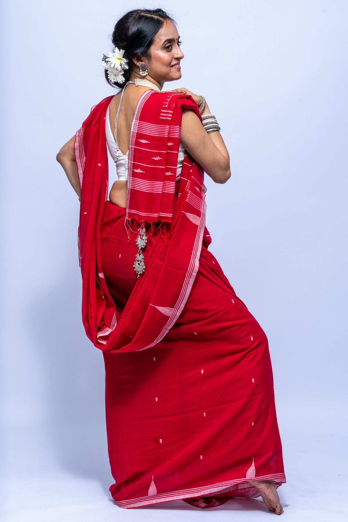 Crimson red Jamdani saree
